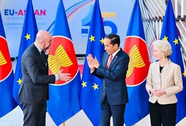 Presiden Jokowi Hadiri KTT Peringatan 45 Tahun ASEAN-Uni Eropa